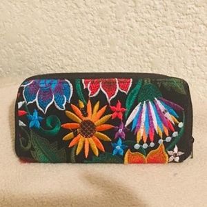 Cartera 100% Mexicana